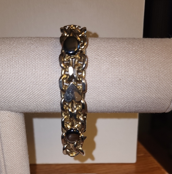 VINTAGE GOLD TONE STONE HEARTS CLASP LOCK BRACELET - Picture 2 of 5